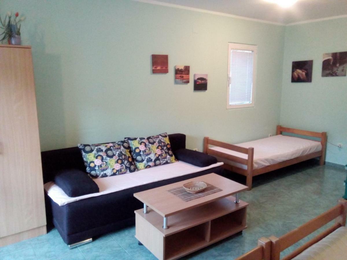 Apartments Grubor Budva Buitenkant foto